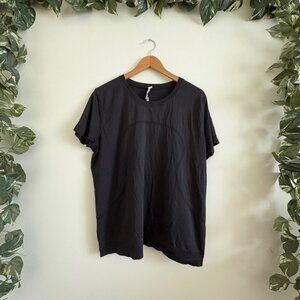 Lululemon Athletic Swiftly Tech Relaxed Short Sleeve Shirt Black Women’s Size 14